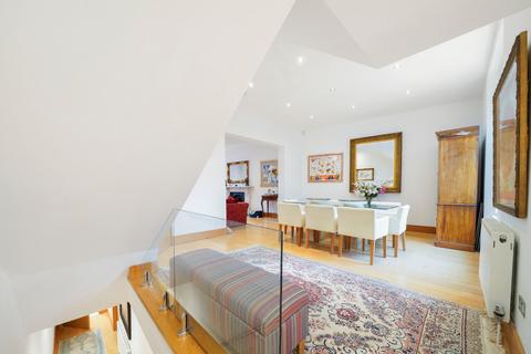 2 bedroom flat to rent, Alma Square, St John's Wood, London