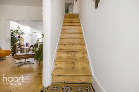 6 Napier Road, London, E11 3JR