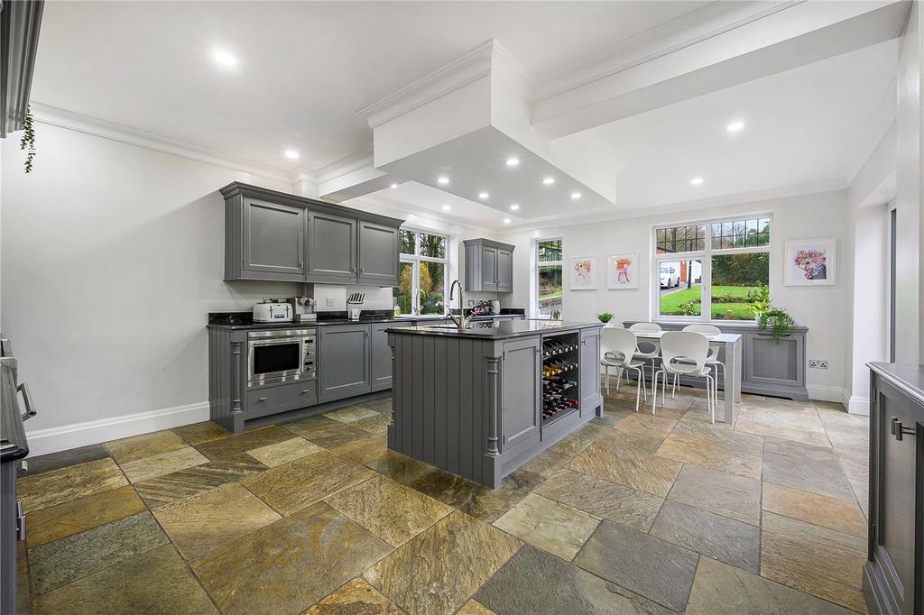 Breakfast/Kitchen