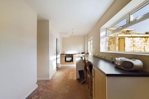28 Fleming Road, Quinton, Birmingham, B32 1ND