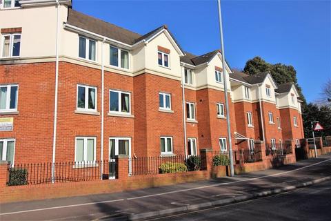 1 bedroom retirement property for sale, Victoria Court, Victoria Avenue, Chard, Somerset TA20