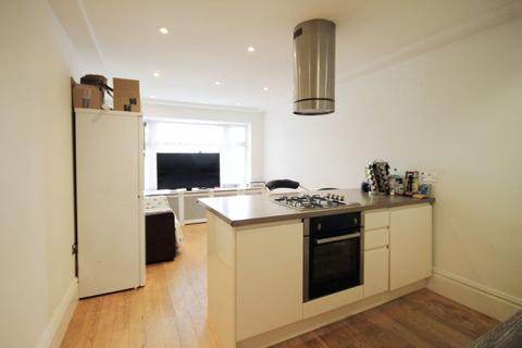 2 bedroom apartment for sale, Greenford Road, Greenford