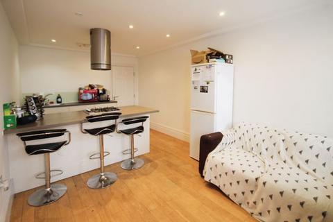 2 bedroom apartment for sale, Greenford Road, Greenford