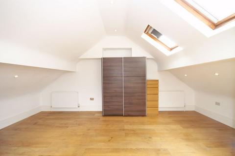 2 bedroom apartment for sale, Greenford Road, Greenford