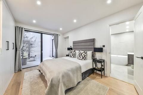 2 bedroom flat for sale, Harrington Gardens, South Kensington, London