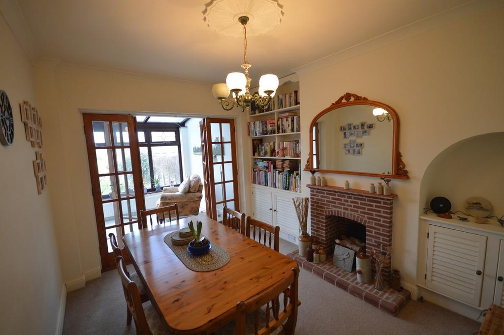 Stewart Road, Chelmsford, CM2 4 bed house £595,000
