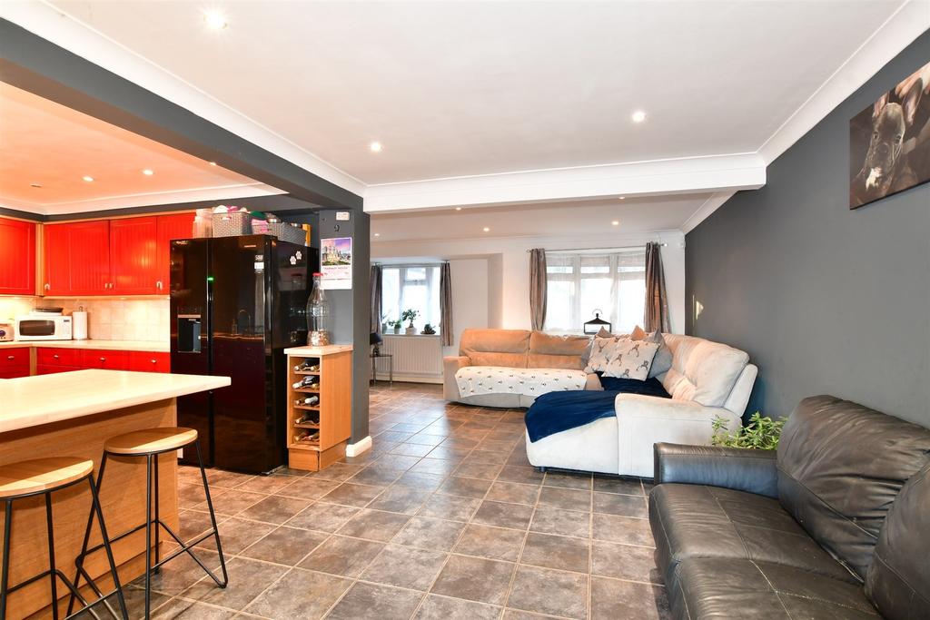 Maidstone Road, Rochester, Kent 2 bed terraced house for sale £350,000