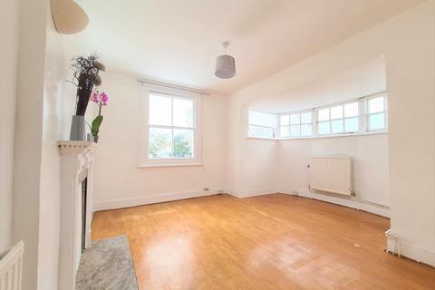 Flat 4, 15 Madeley Road, London, W5 2LA