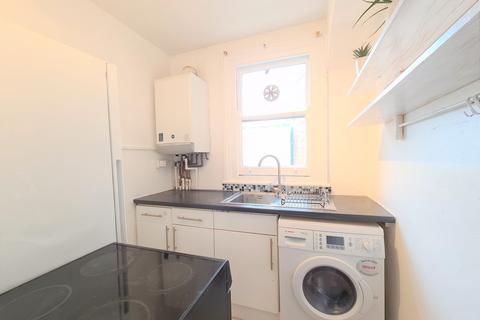 Flat 4, 15 Madeley Road, London, W5 2LA