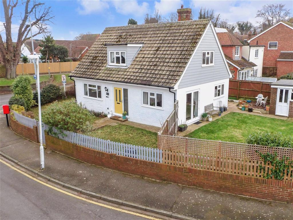 Dover Road, Walmer, Deal, Kent 3 bed detached house for sale £450,000