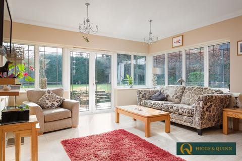 9 Lower Road, Fetcham, Leatherhead, KT22 9EL