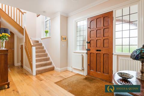 9 Lower Road, Fetcham, Leatherhead, KT22 9EL