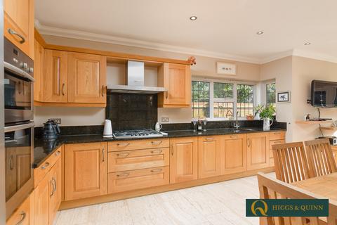 9 Lower Road, Fetcham, Leatherhead, KT22 9EL