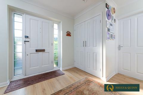 Montserrat Headley Road, Leatherhead, KT22 8PT