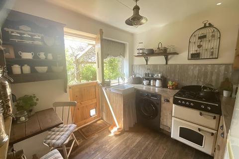 15 Walton Manor Close, Folkestone, CT19 5QG