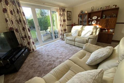 1 Car Vale View, Sheffield, S13 8ES