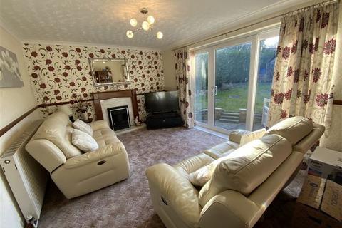 1 Car Vale View, Sheffield, S13 8ES