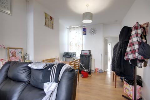 4 bedroom terraced house for sale - Beaconsfield Road, ENFIELD, Middlesex, EN3