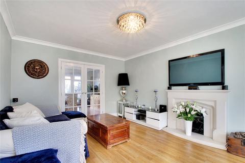 5 Kent Road, Longfield, DA3 7QR