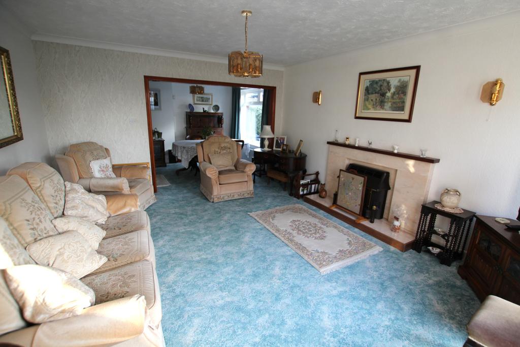 Fishpond Lane, Eggington, Derby, DE65 3 bed detached house for sale £
