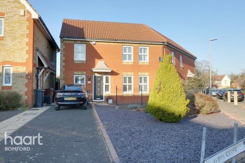 2 Lupin Close, Rush Green, Romford, RM7 0WY