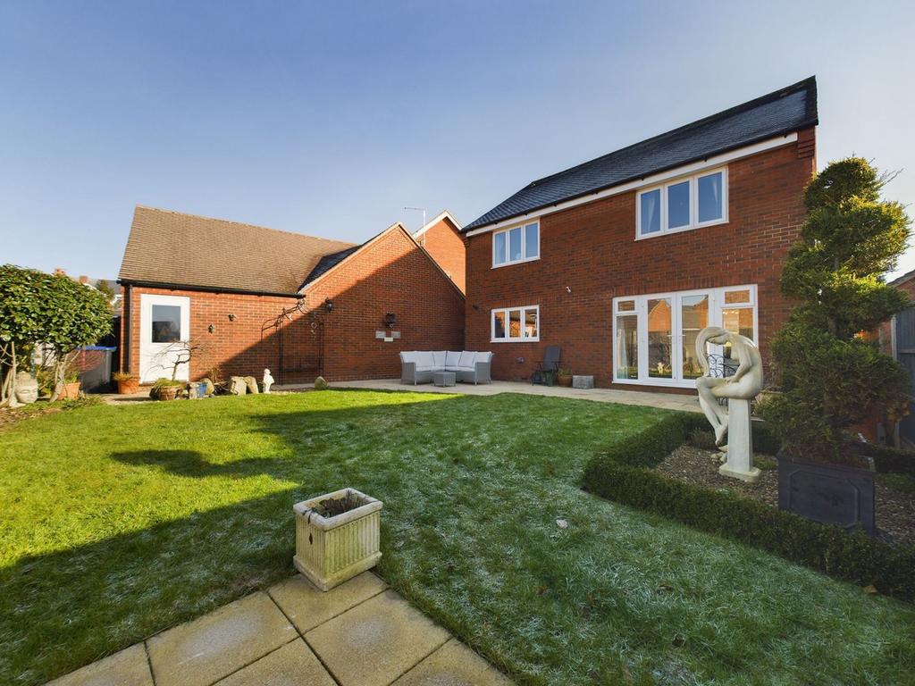 Bakers Lane, Long Buckby, Northampton... 4 bed detached house £465,500