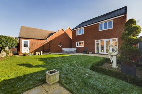 4 Bakers Lane, Long Buckby, Northampton, NN6 7WA