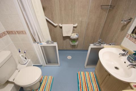 1 bedroom flat for sale - Eddington Court, BS23