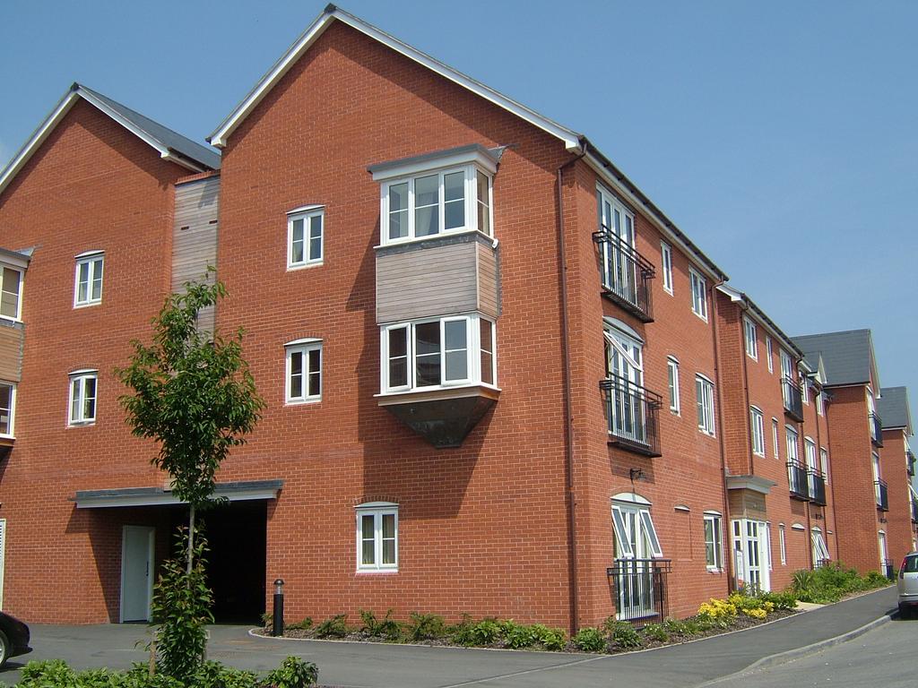 Common Road, Evesham WR11 2 bed flat £695 pcm (£160 pw)