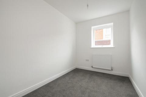 19 Boldison Close, Aylesbury, HP19 8JL