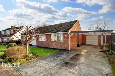 27 Albert Close, Rochford, SS4 3EY