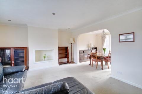 27 Albert Close, Rochford, SS4 3EY
