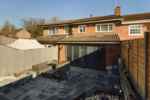 107 Beechfield Road, Boxmoor, Hemel Hempstead, HP1 1NZ