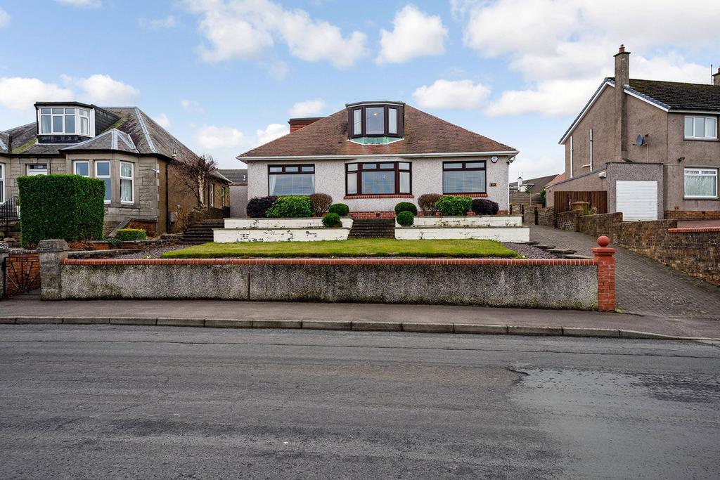 Bennochy Road, Kirkcaldy, KY2 4 bed bungalow £299,999