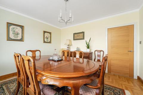 121 Bennochy Road, Kirkcaldy, KY2 5TS