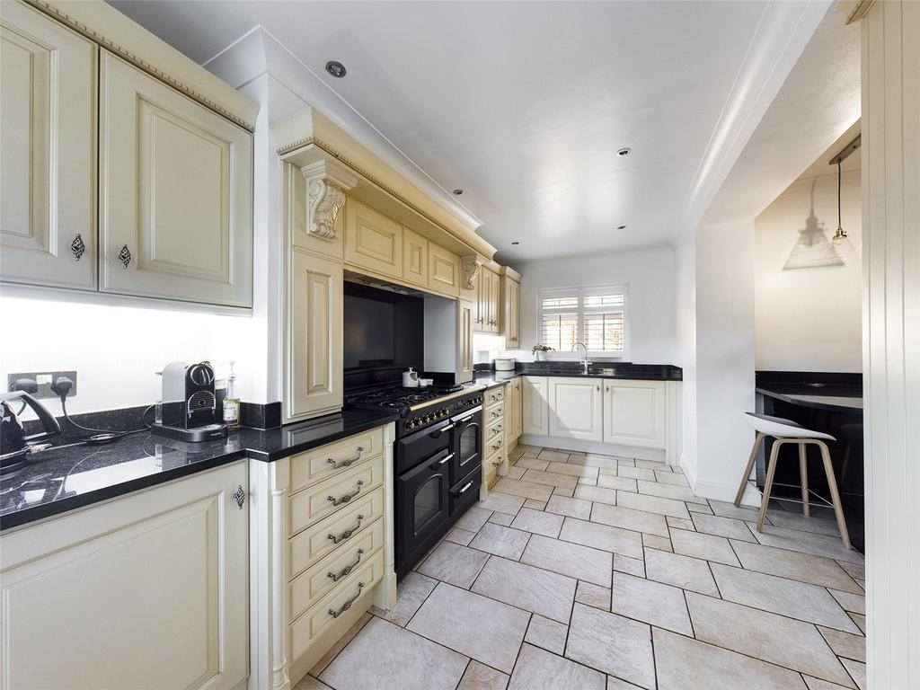 Kitchen/Breakfast