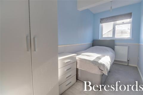 42 Rowhedge, Brentwood, CM13 2TS
