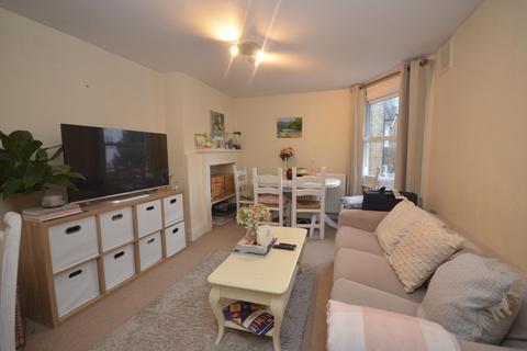 2 bedroom flat to rent, Comyn Road, Clapham, London, SW11