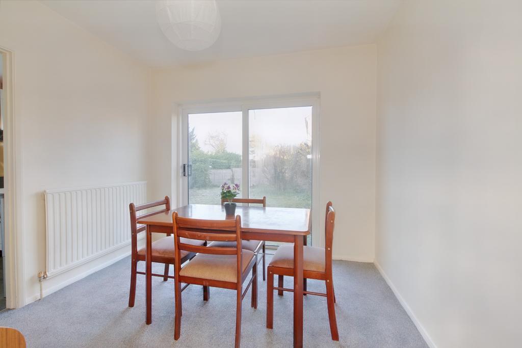 Hundred Acres Lane, Amersham 3 bed semidetached house £649,950