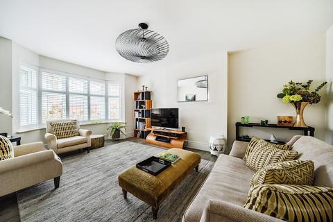 51 Jopling Road, Bisley, Woking, GU24 9FN