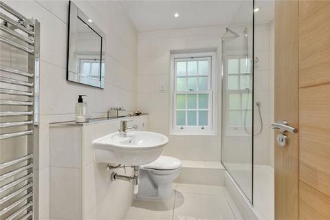 15 Haymeads Drive, Esher, KT10 9EX