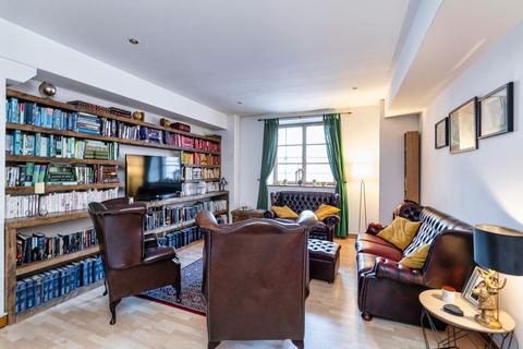 2 bedroom flat for sale - 146/7 Commercial Street, Leith, Edinburgh, EH6 6LB
