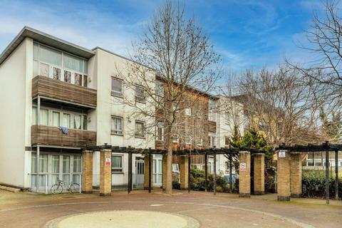 20 Kinglet Close, London, E7 9HF