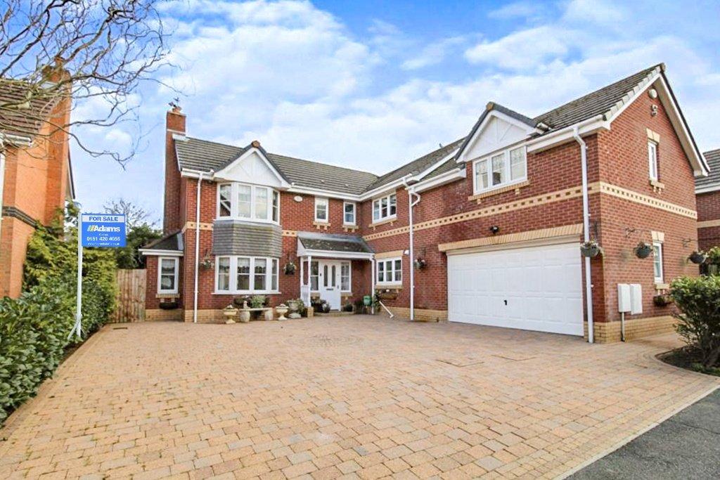 Fox Bank Close, Widnes 6 bed detached house £700,000
