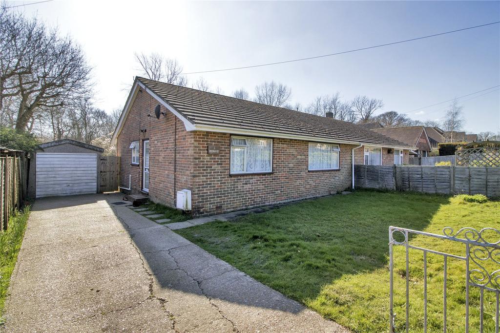 Moonwood, Horebeech Lane, Horam, TN21 2 bed bungalow £320,000