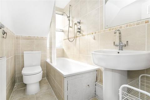 2 bedroom apartment to rent, Fairlawn Avenue, London, W4