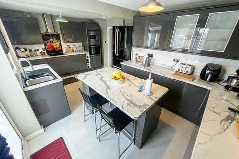 236 Sturdee Road, Leicester, LE2 9DB