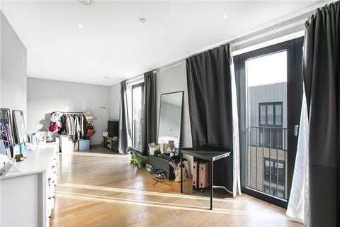 Studio for sale, Chivers Passage, London, SW18