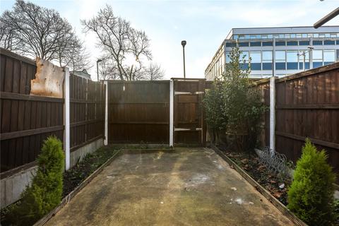 152 Faringford Road, London, E15 4DF