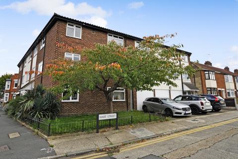 1 bedroom flat to rent, New Writtle Street, Chelmsford, Essex